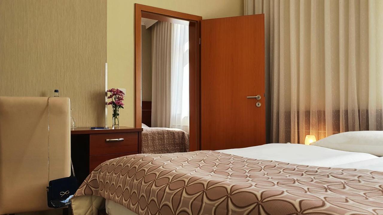 Hotel Atlas Halle Галль Экстерьер фото