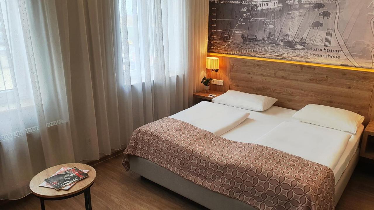 Hotel Atlas Halle Галль Экстерьер фото